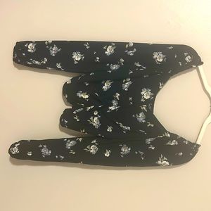 Women’s Sophie Rue black floral long sleeve off the shoulder crop top size small